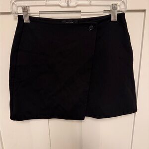 Aritzia Talula Wrap Mini Skirt Black Size 00
